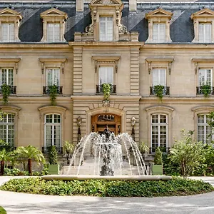 Hotel Saint, Parigi