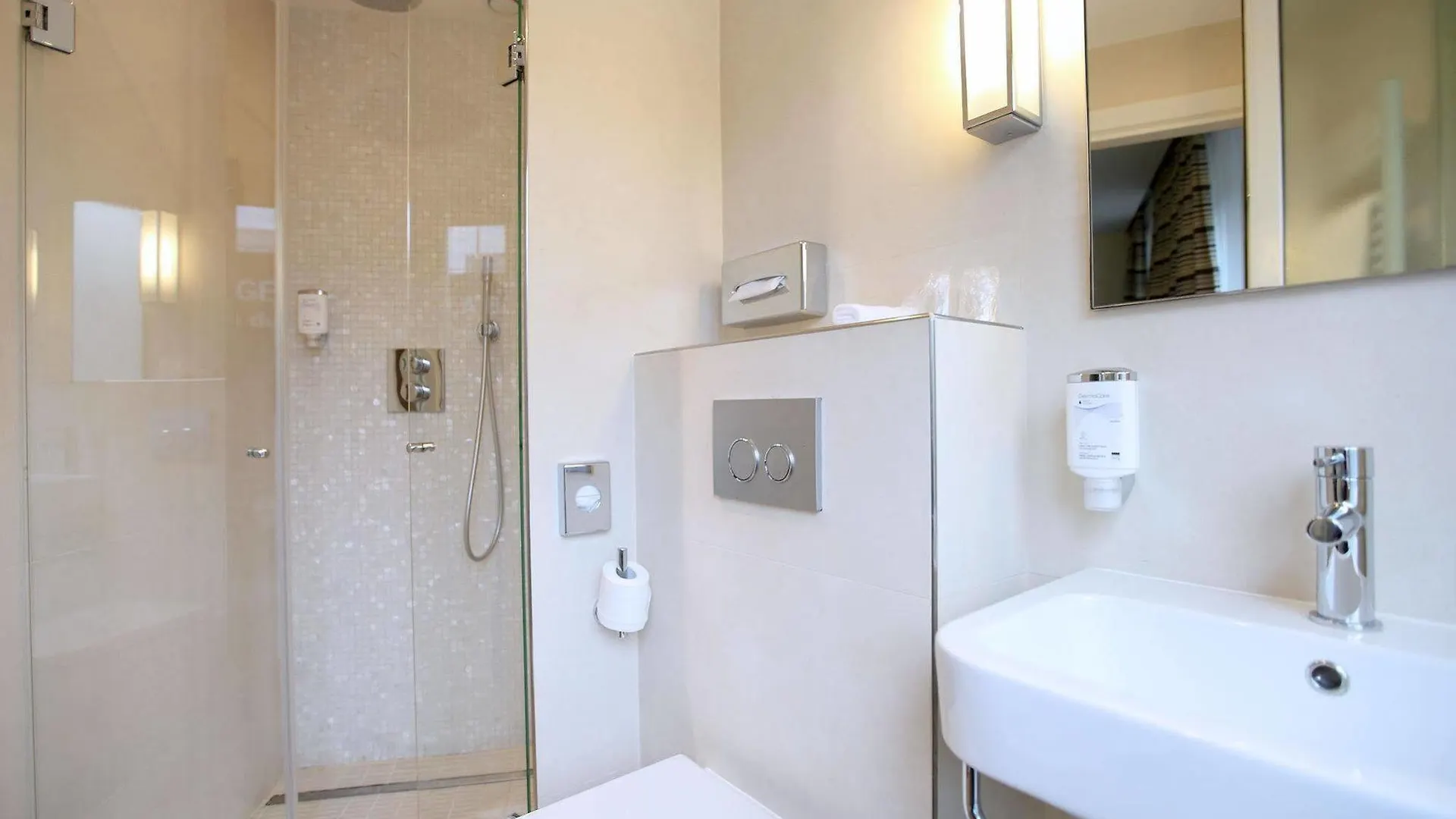 Waldorf Montparnasse Hotel Paris