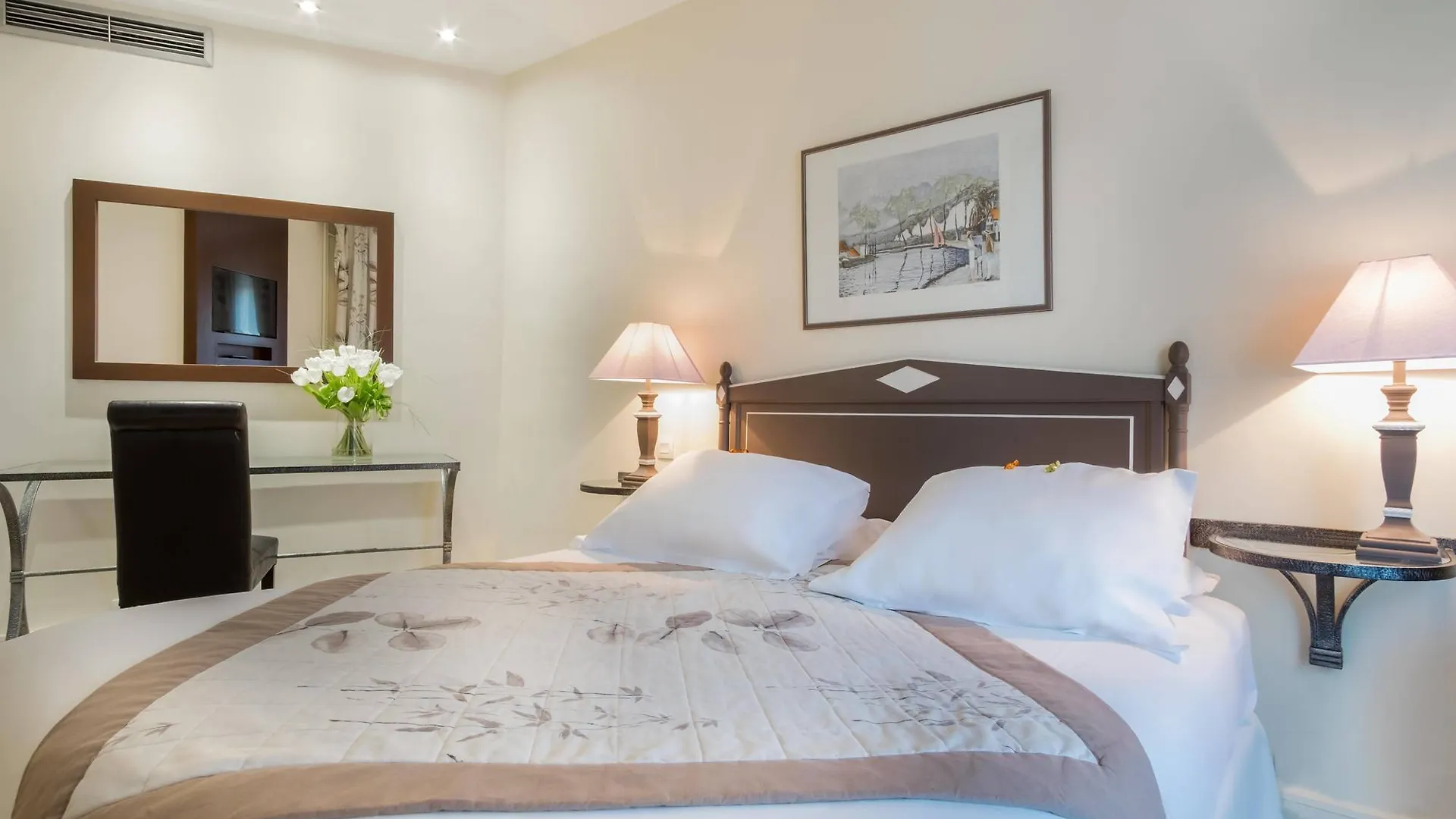 Waldorf Montparnasse Hotel Paris 3*,
